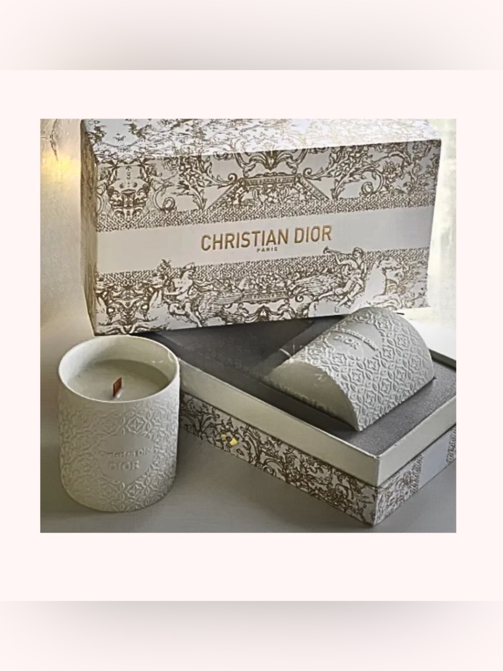 ChristianDior Holiday Candle Set Embossed Ceramic Candles w/ Gift Box